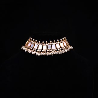 Alia Mother of Pearl Choker Set with white pearls.